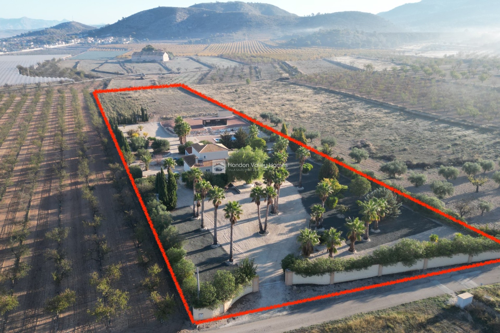 Reventa - Villa - Detached - Hondón de las Nieves