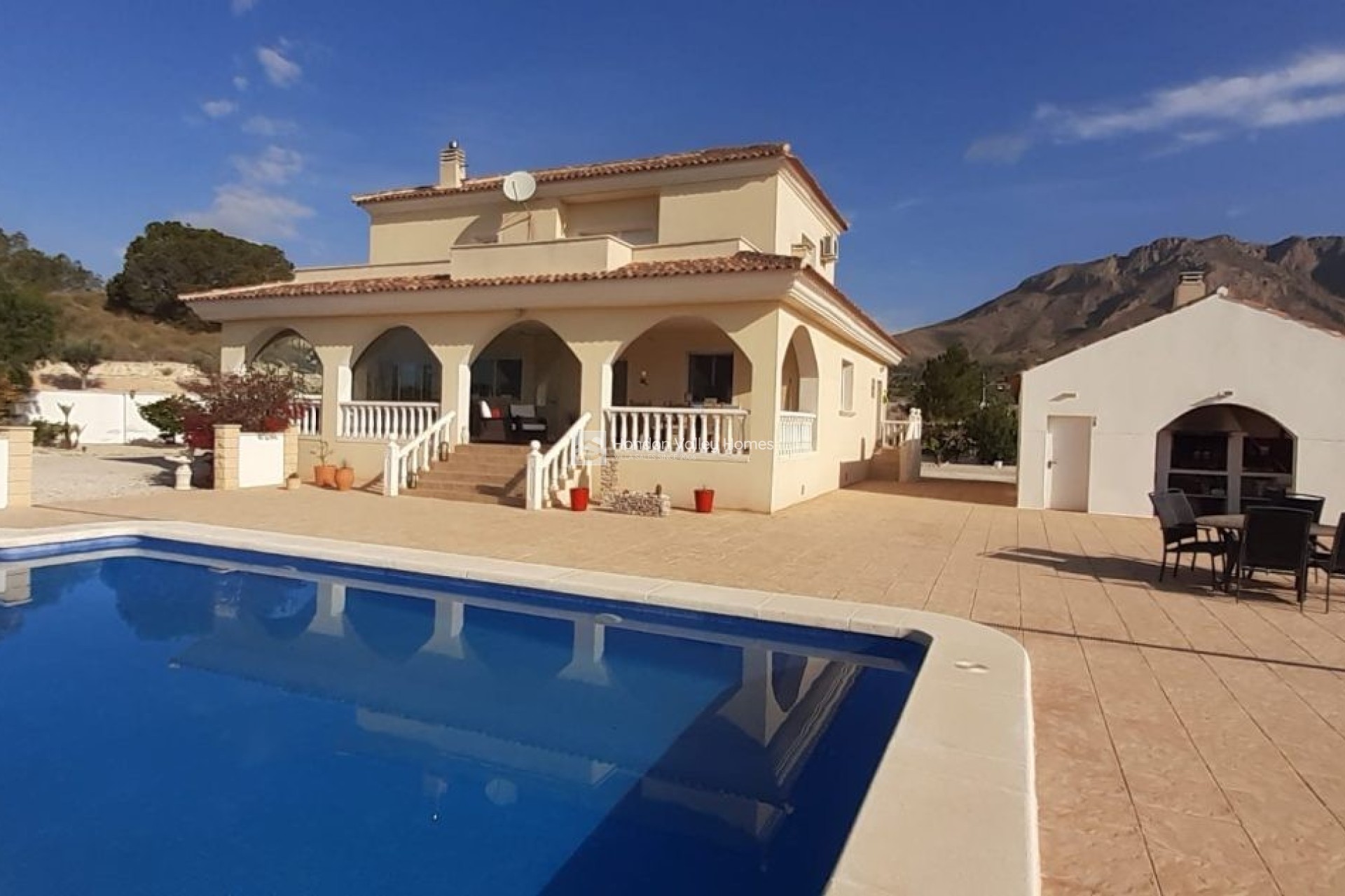 Reventa - Villa - Detached - Macisvenda