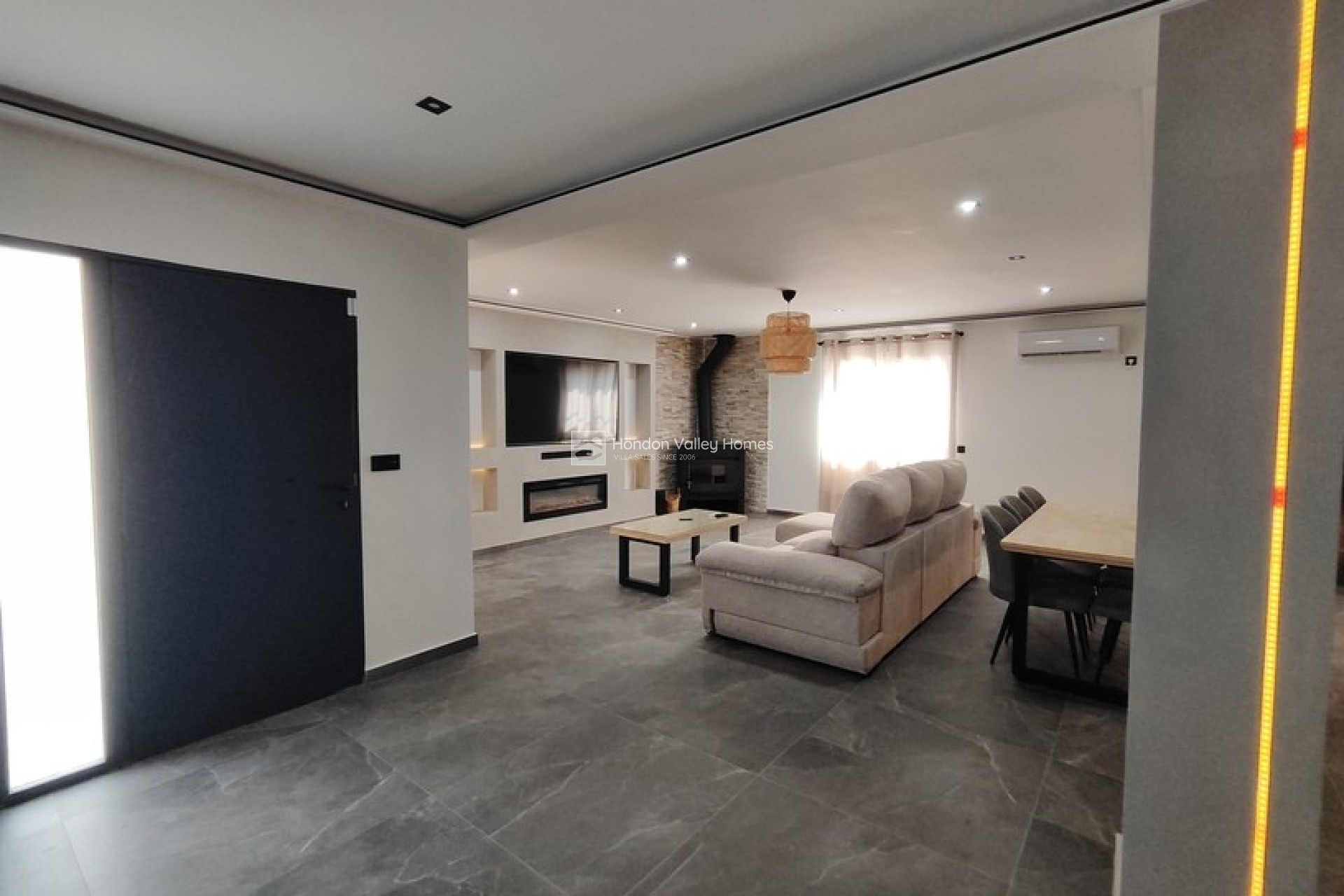 Reventa - Villa - Fortuna
