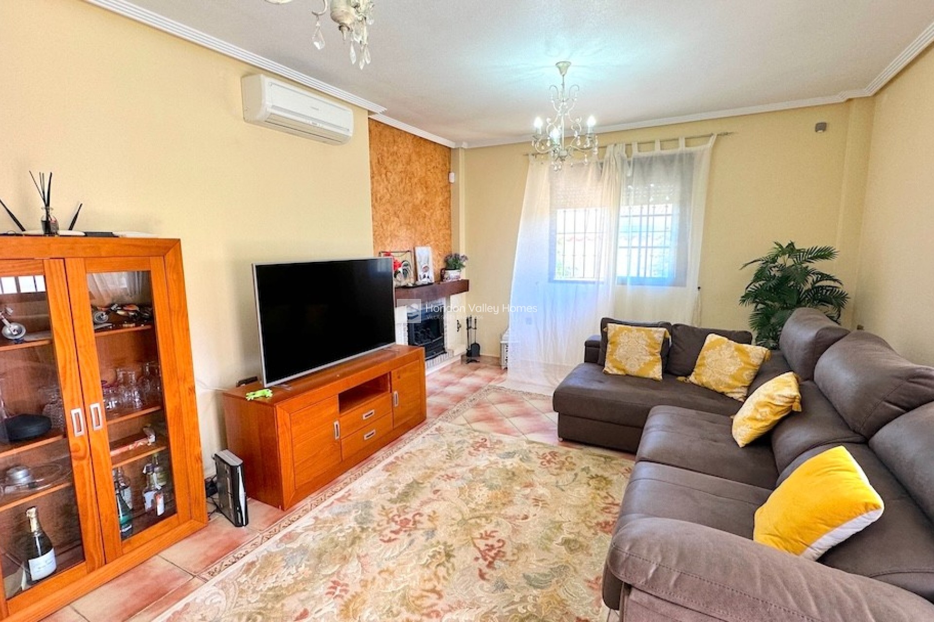 Reventa - Villa - Hondón de las Nieves - La Montañosa