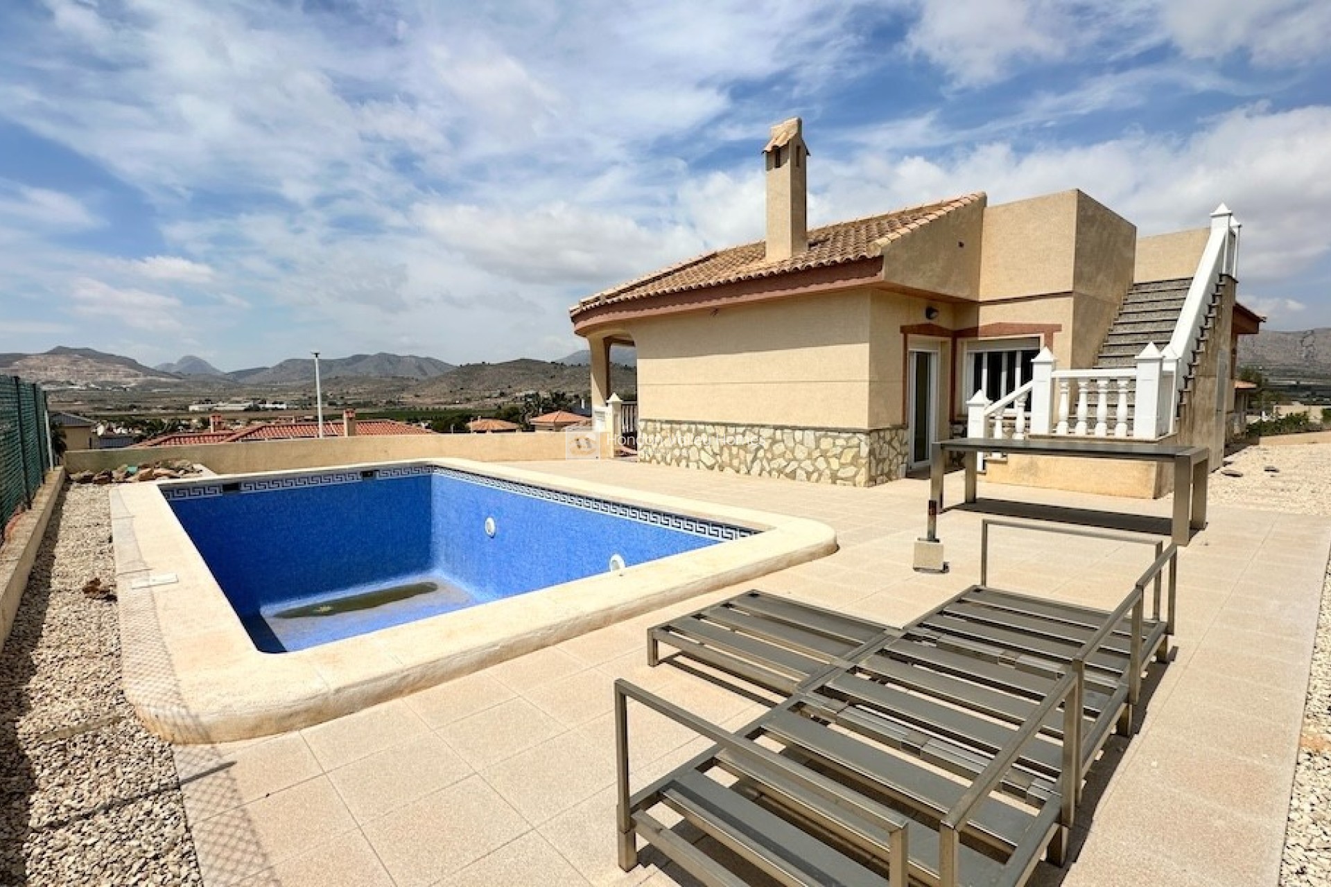 Reventa - Villa - Hondón de las Nieves - La Montañosa