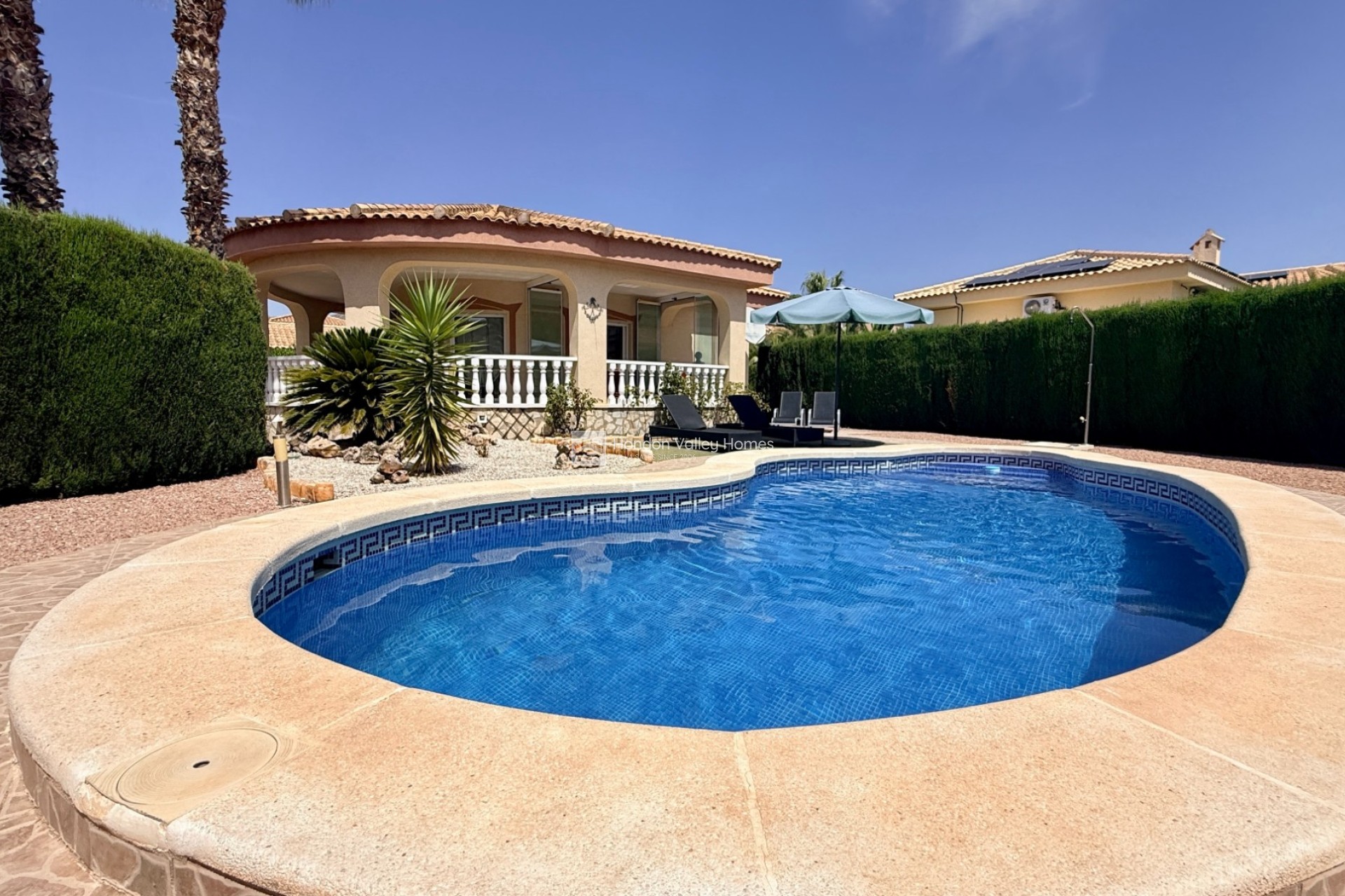 Reventa - Villa - Hondón de las Nieves - La Montañosa