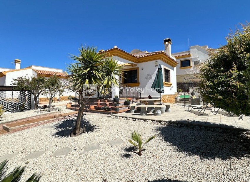 Reventa - Villa - Hondón de las Nieves - La Montañosa