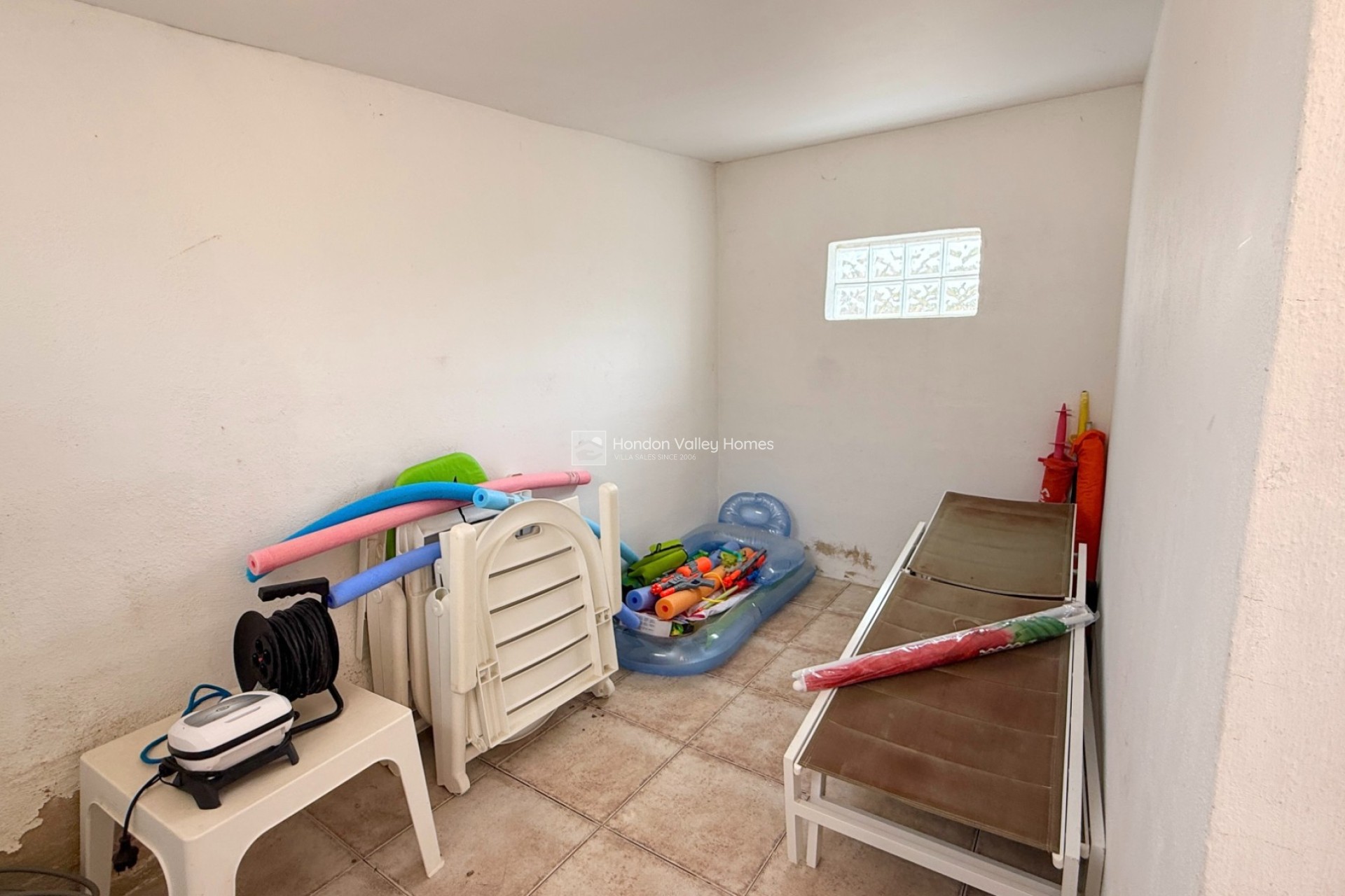 Reventa - Villa - Hondón de los Fráiles