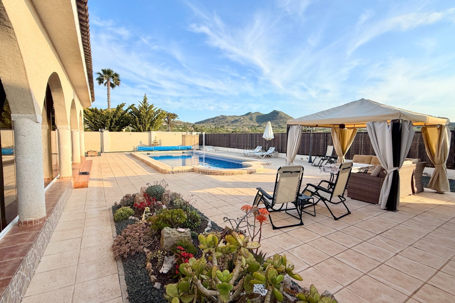 Reventa - Villa - Hondón de los Fráiles