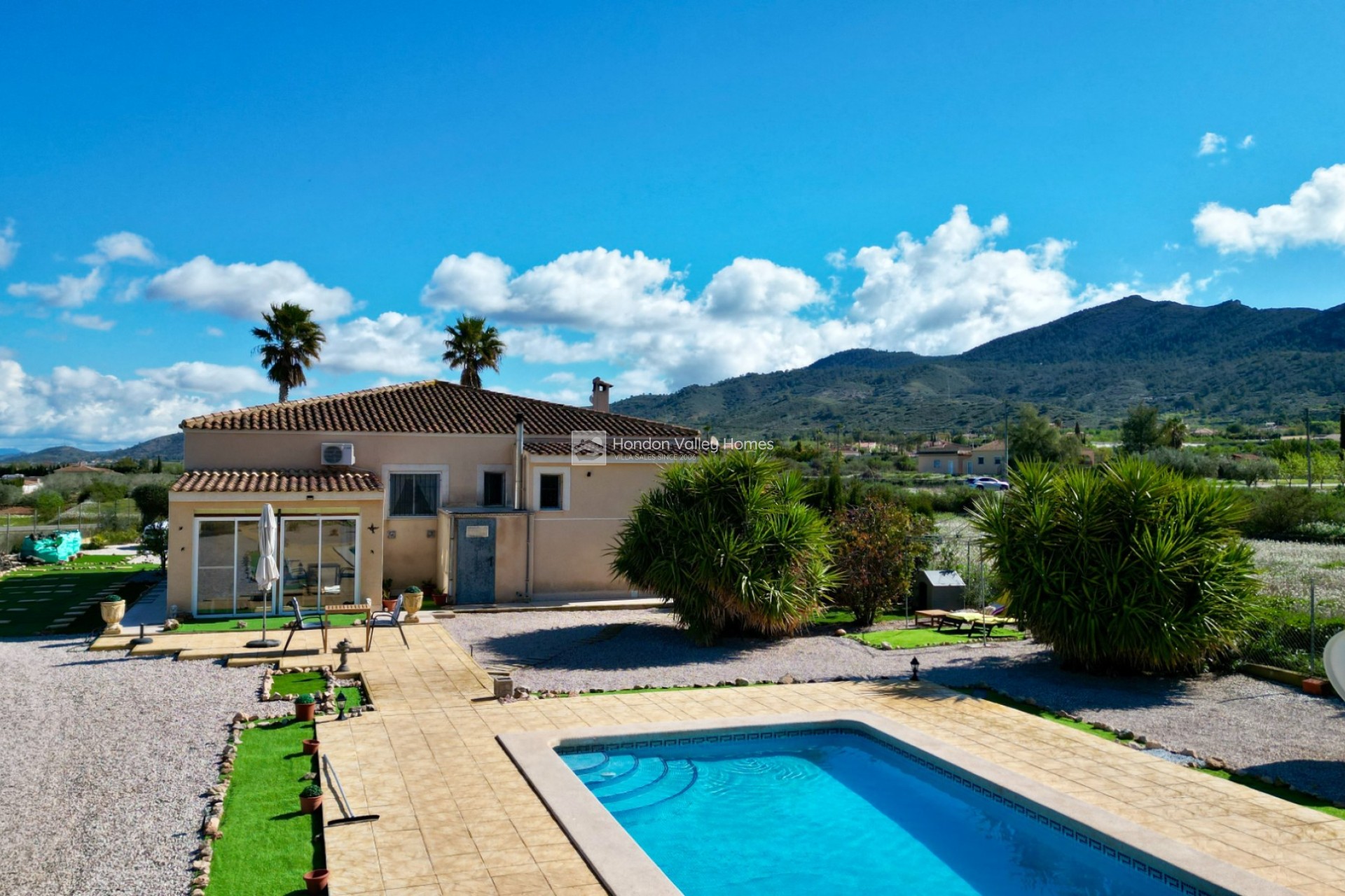 Reventa - Villa - Hondón de los Fráiles