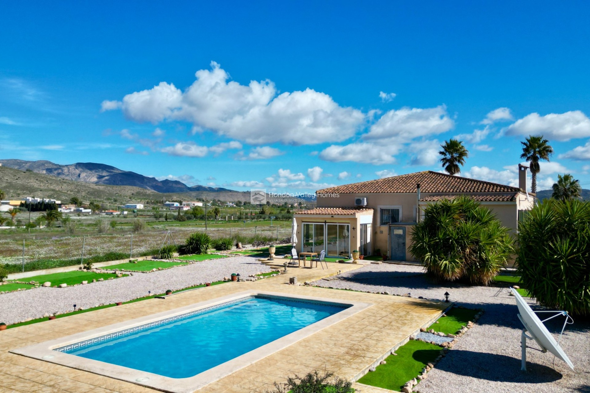 Reventa - Villa - Hondón de los Fráiles