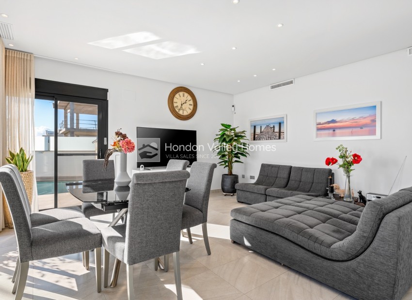 Reventa - Villa - Los Alcazares - Euro Roda