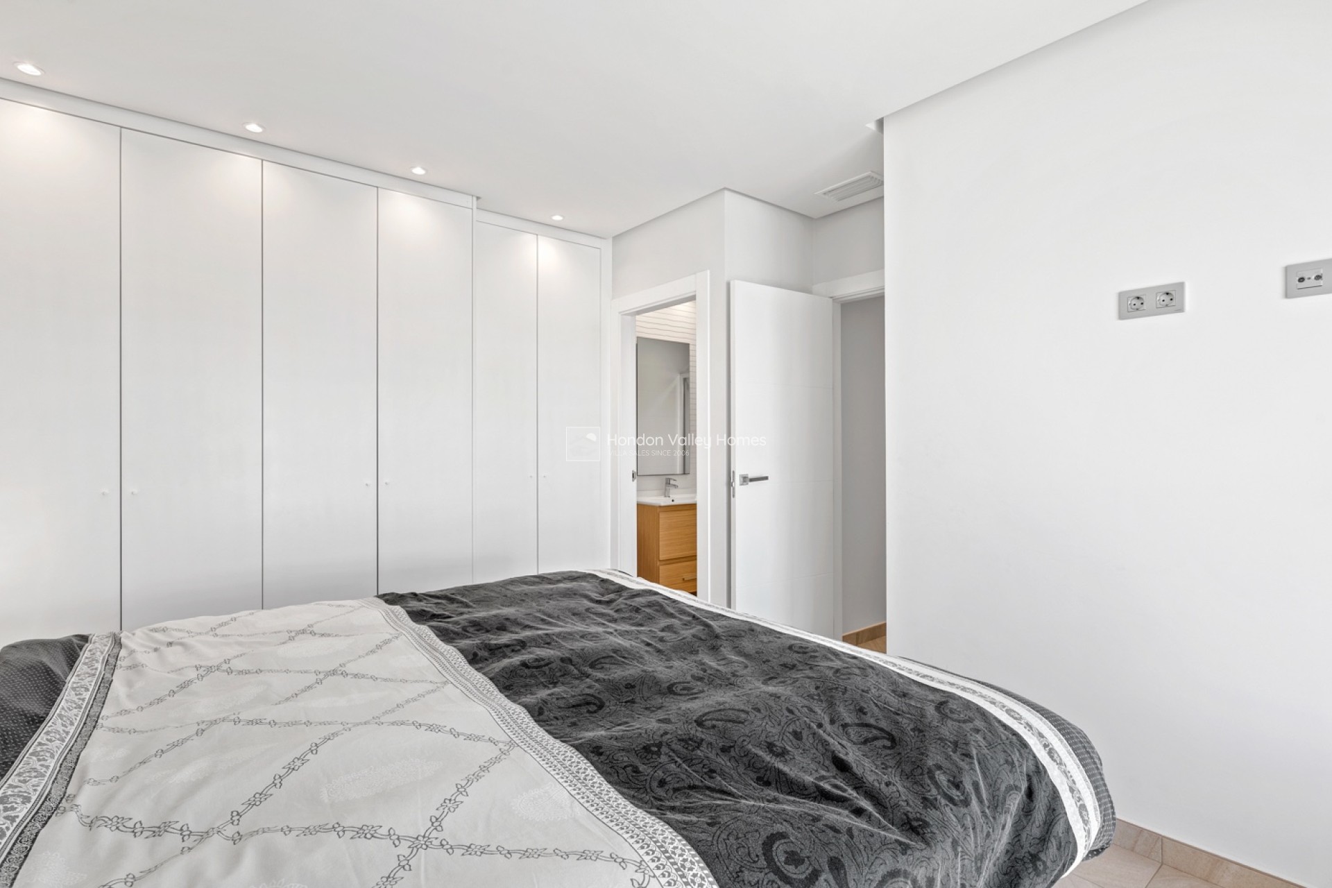 Reventa - Villa - Los Alcazares - Euro Roda