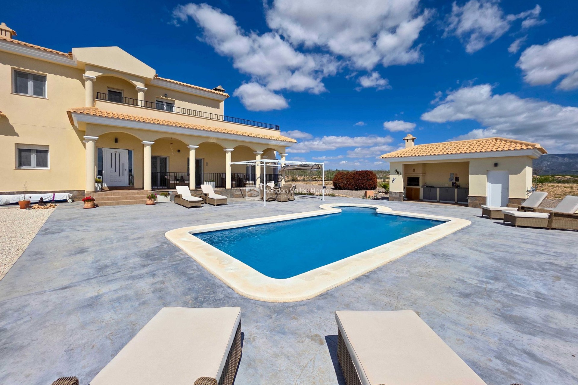 Reventa - Villa - Pinoso