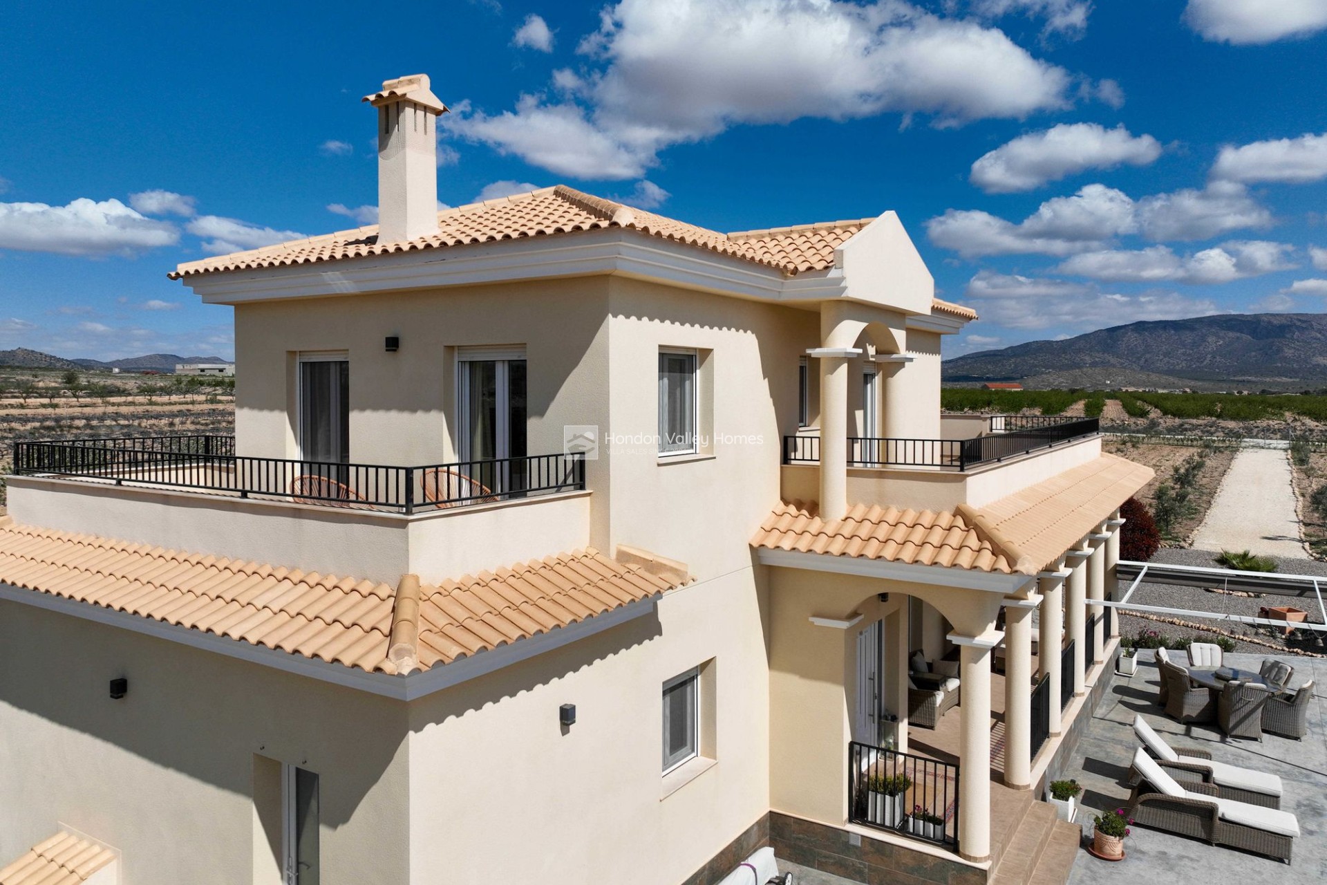 Reventa - Villa - Pinoso