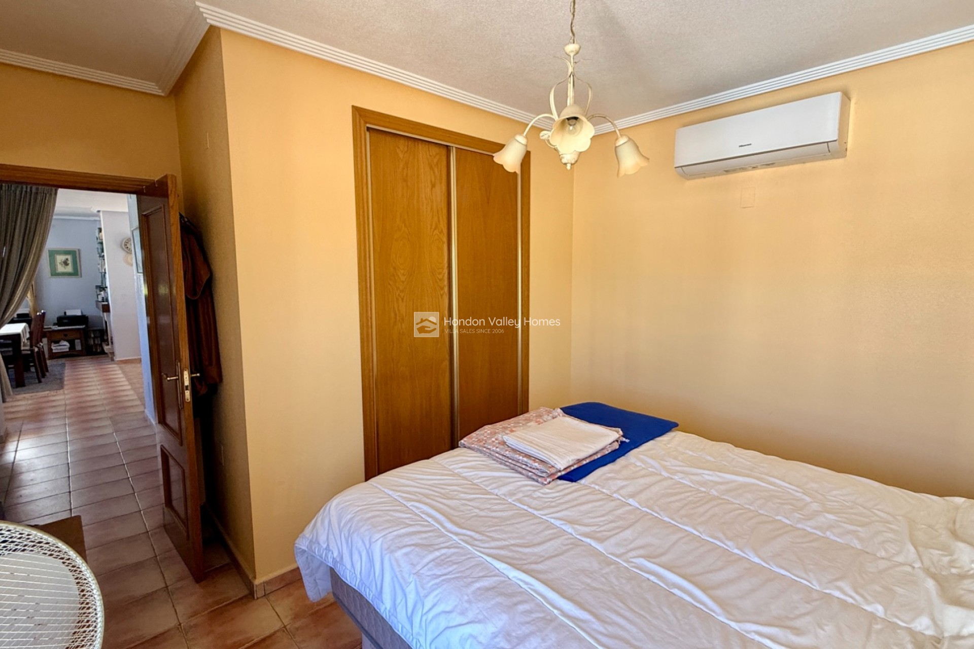 Revente - 4. House - Detached Villa - Hondón de las Nieves