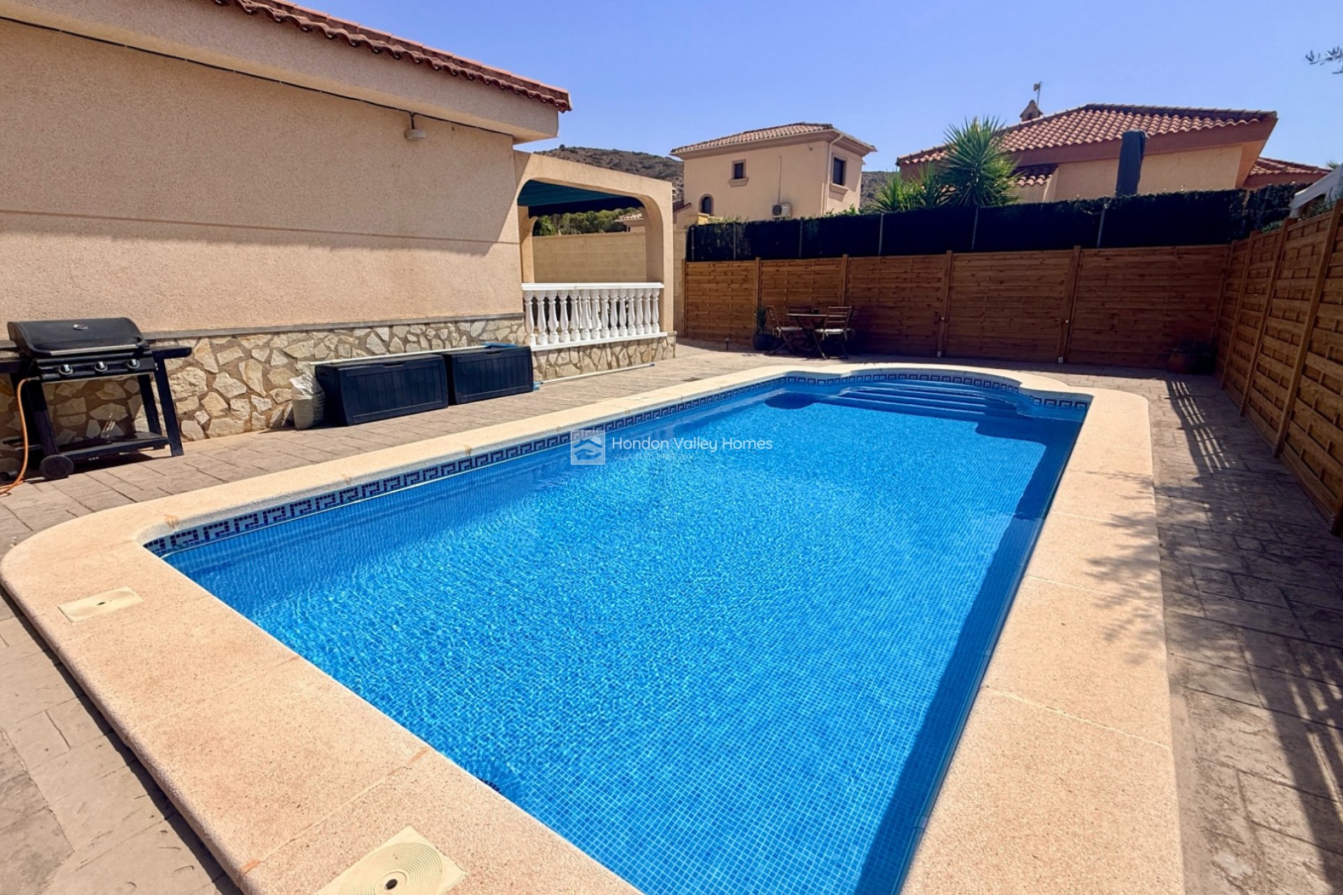 Revente - 4. House - Detached Villa - Hondón de las Nieves
