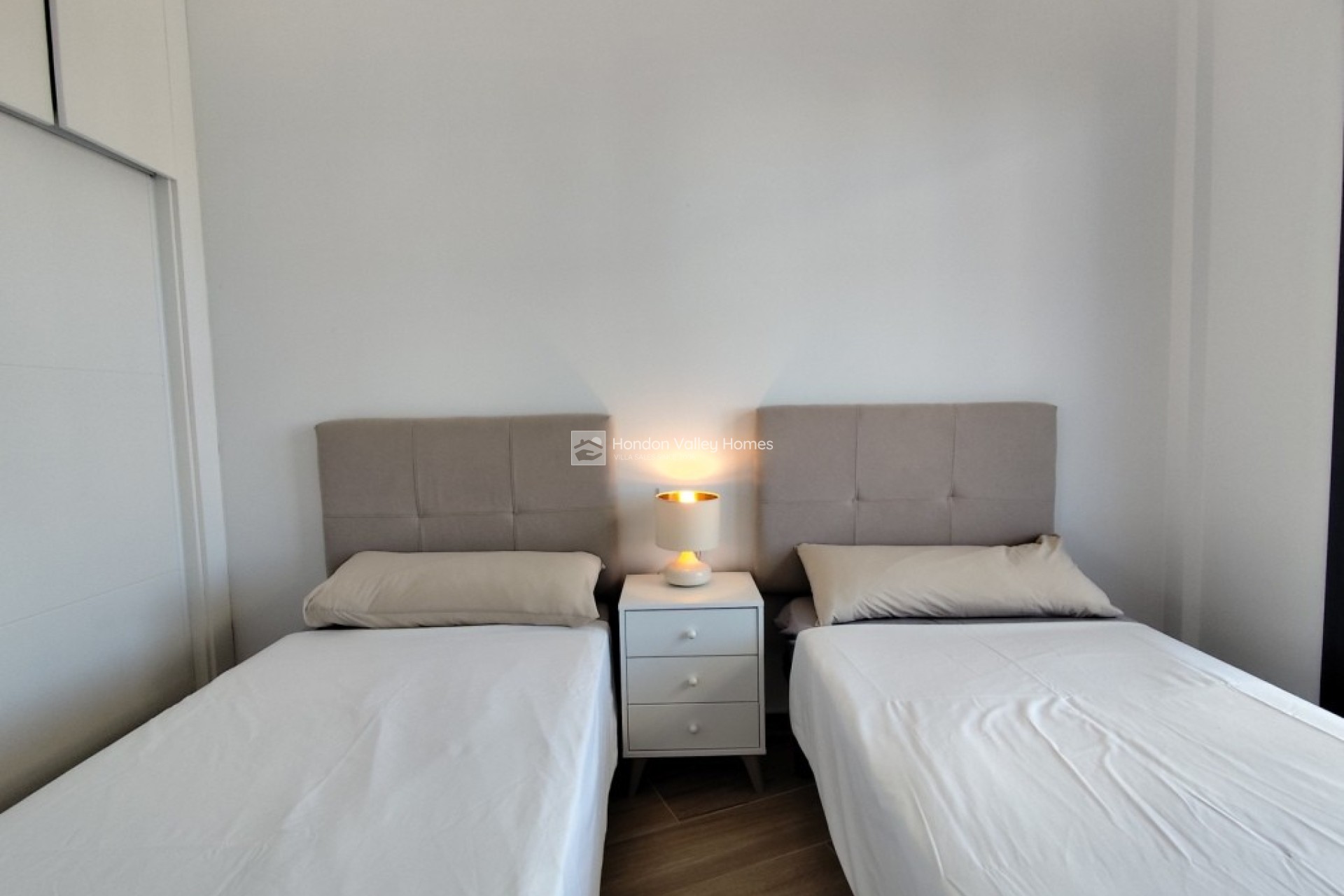 Revente - Apartment - Unknown