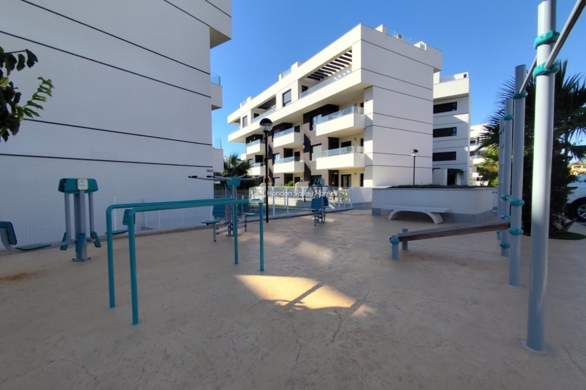 Revente - Apartment - Unknown