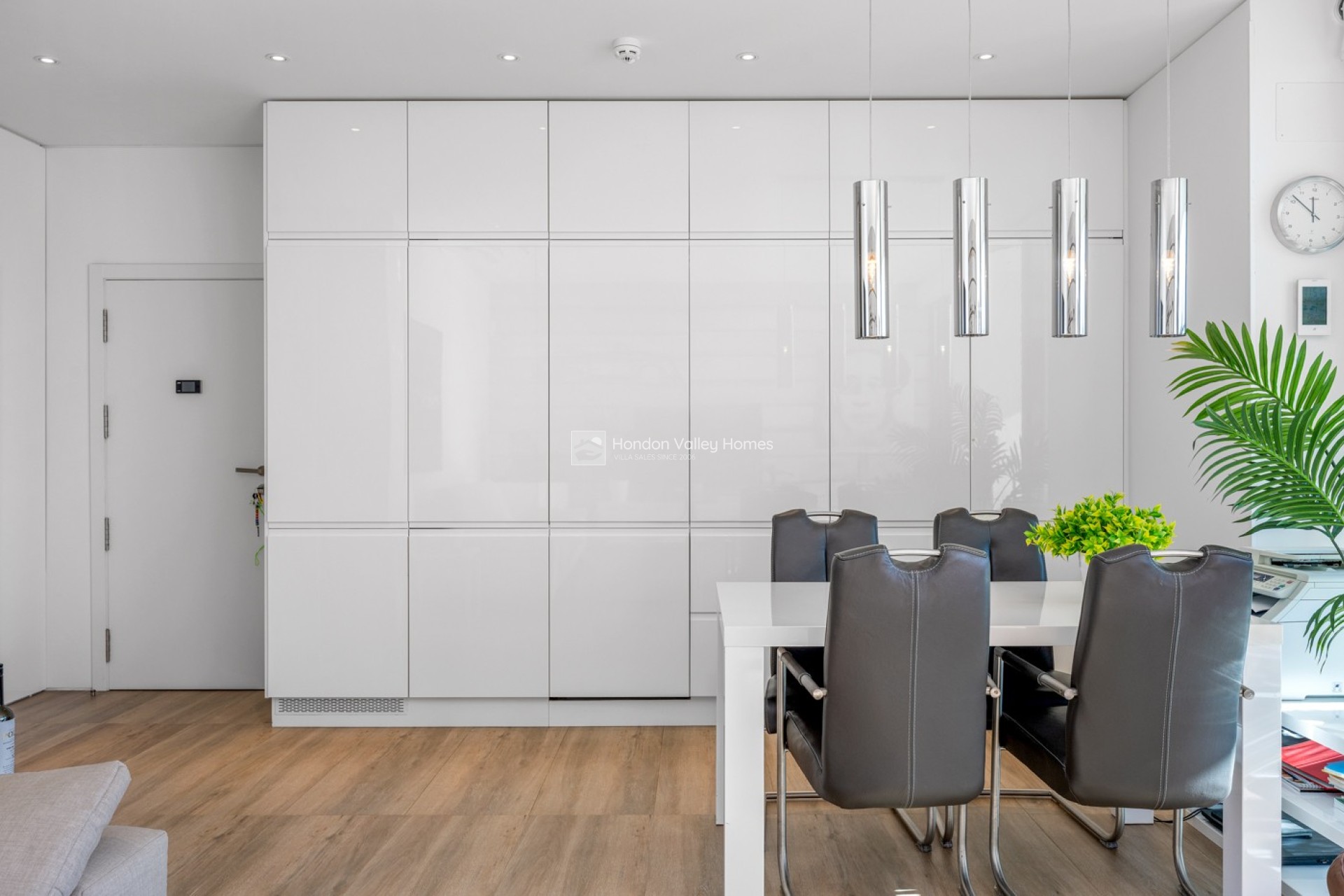 Revente - Apartments - Las Colinas Golf