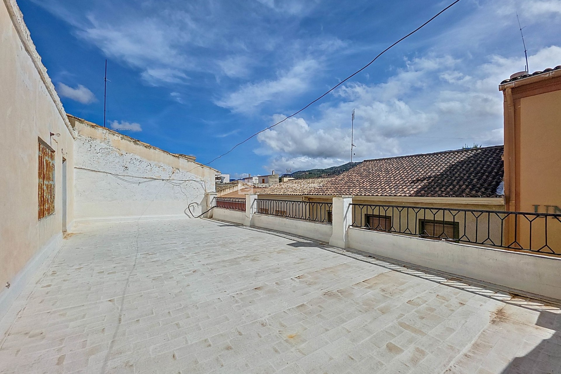 Revente - Herenhuis - Pinoso