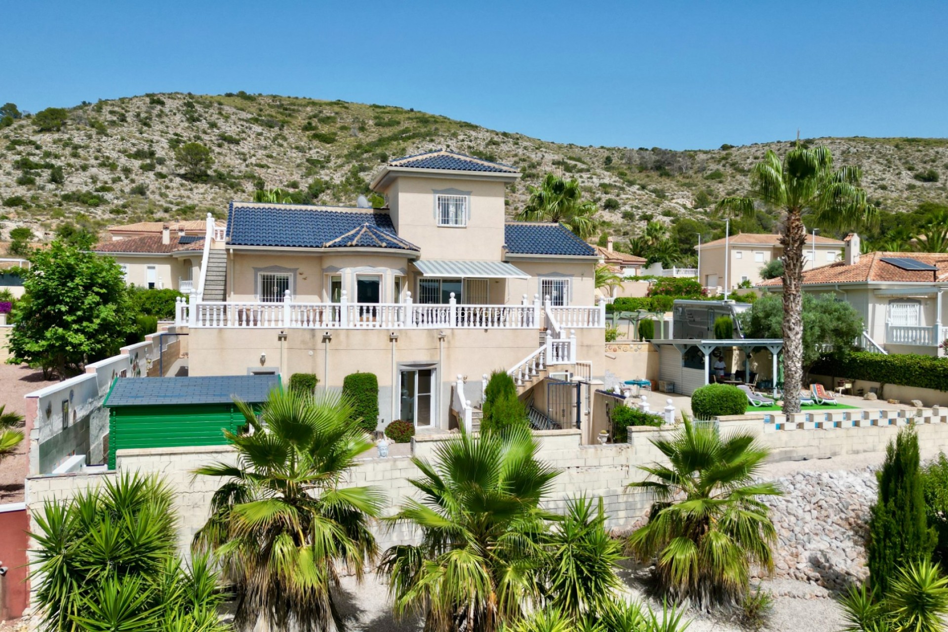 Revente - Villa - Detached - Hondón de las Nieves