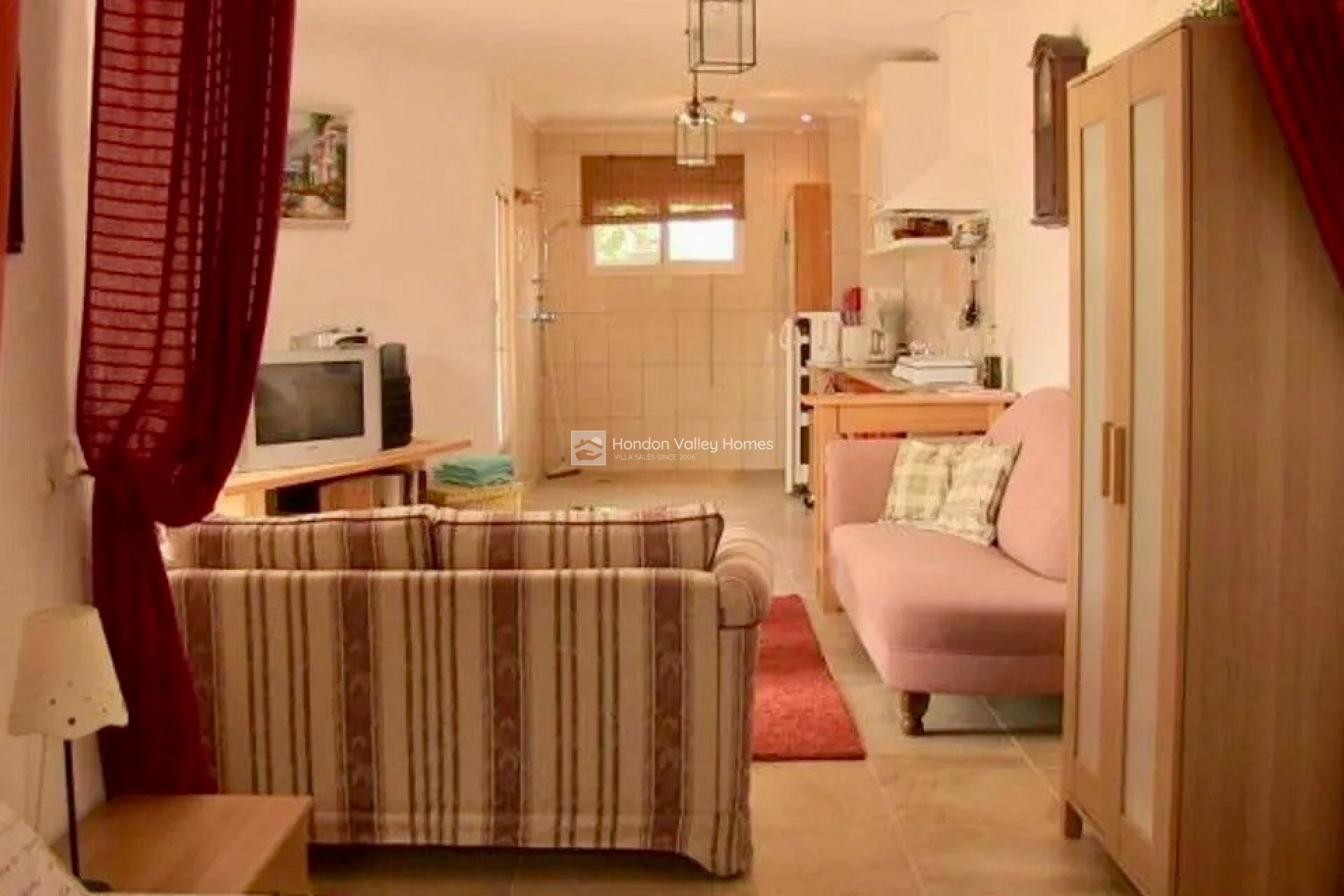 Revente - Villa - Detached - Hondón de las Nieves