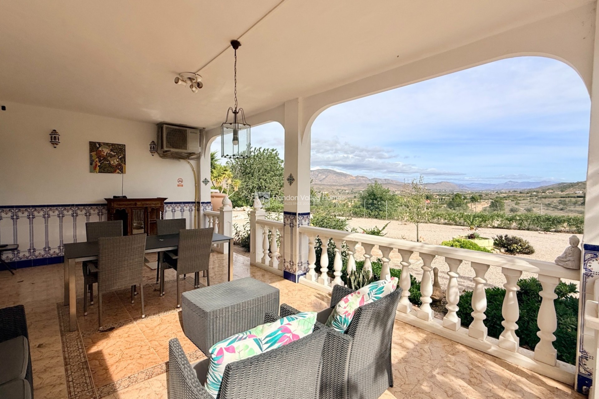 Revente - Villa - Detached - Hondón de los Fráiles