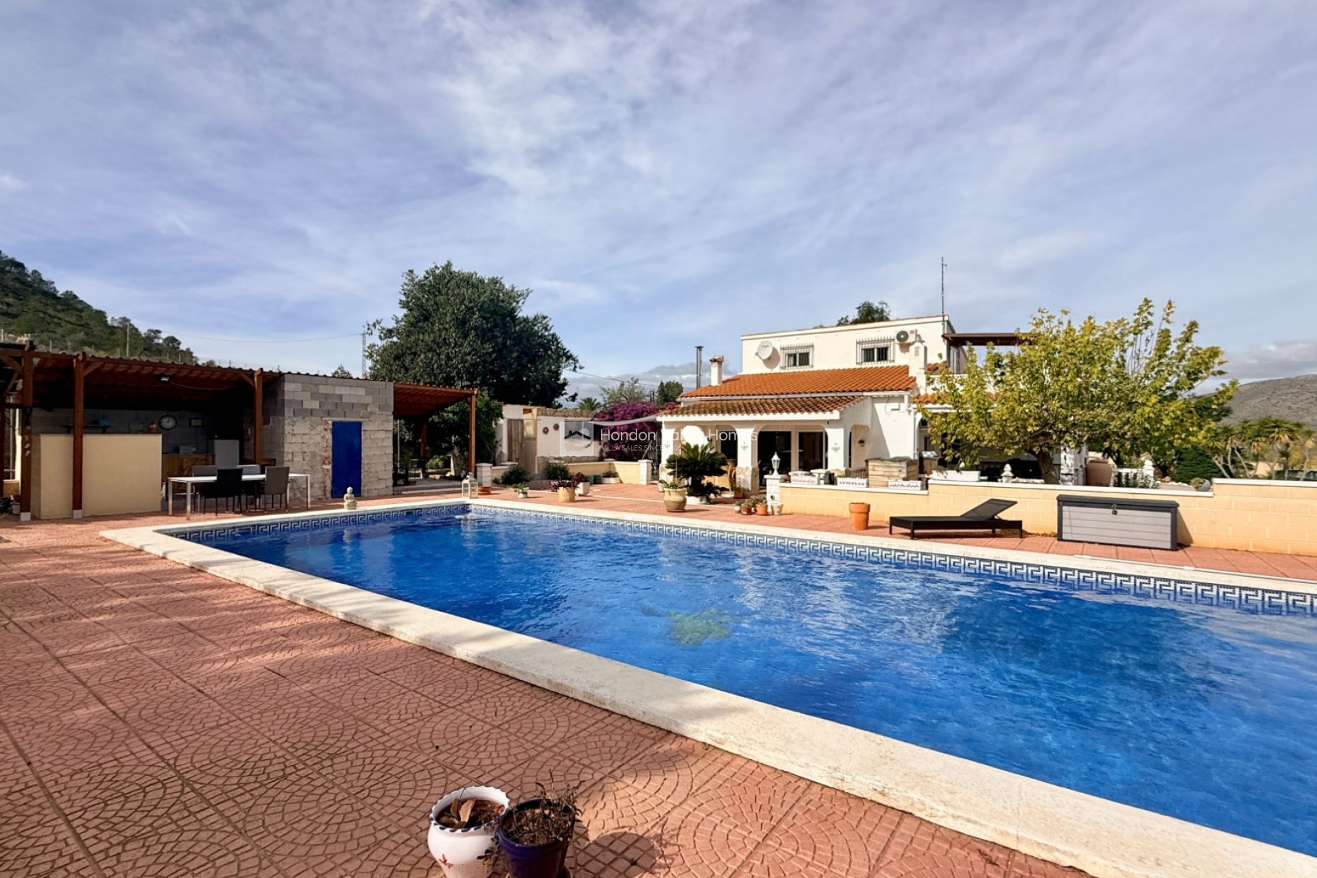 Revente - Villa - Detached - Hondón de los Fráiles