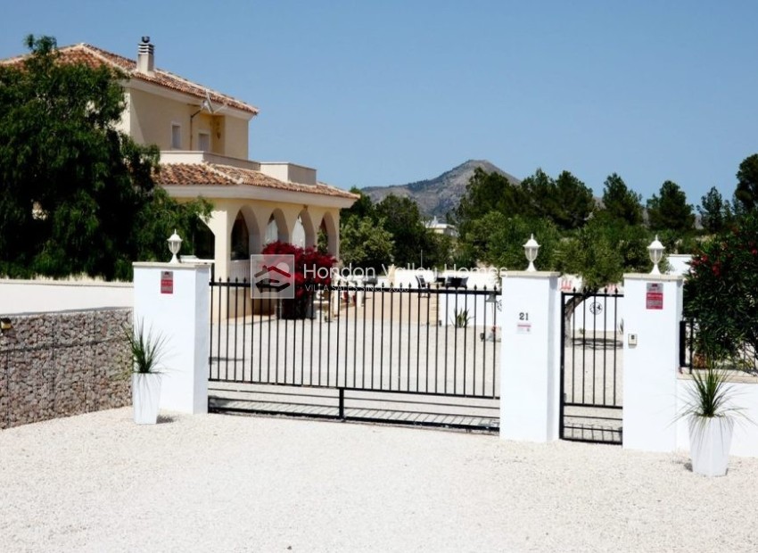 Revente - Villa - Detached - Macisvenda