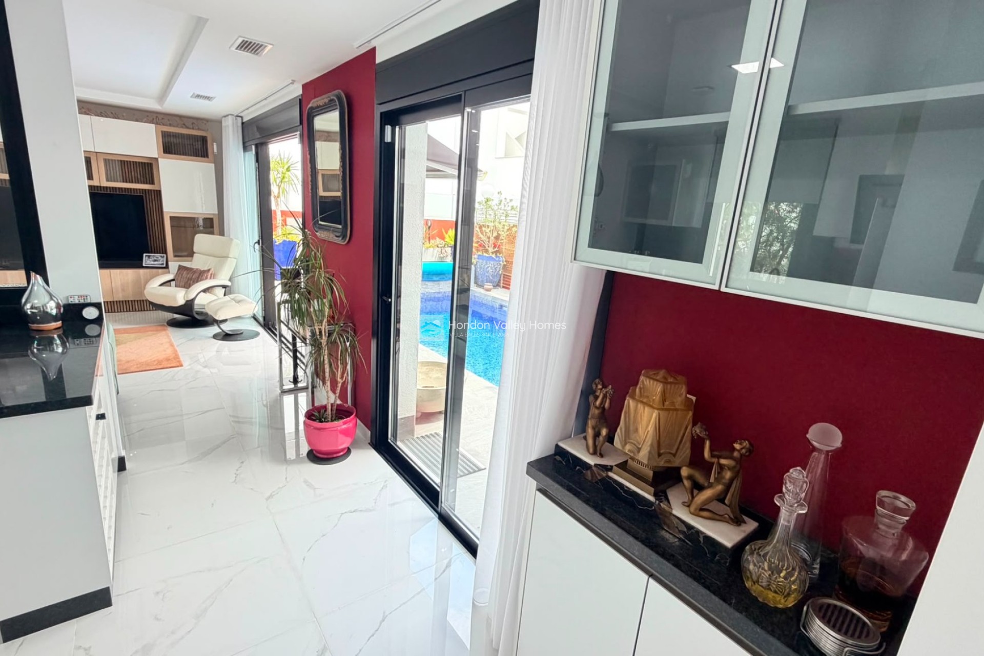 Rynek wtórny - 4. House - Detached Villa - Montesinos - La Herrada