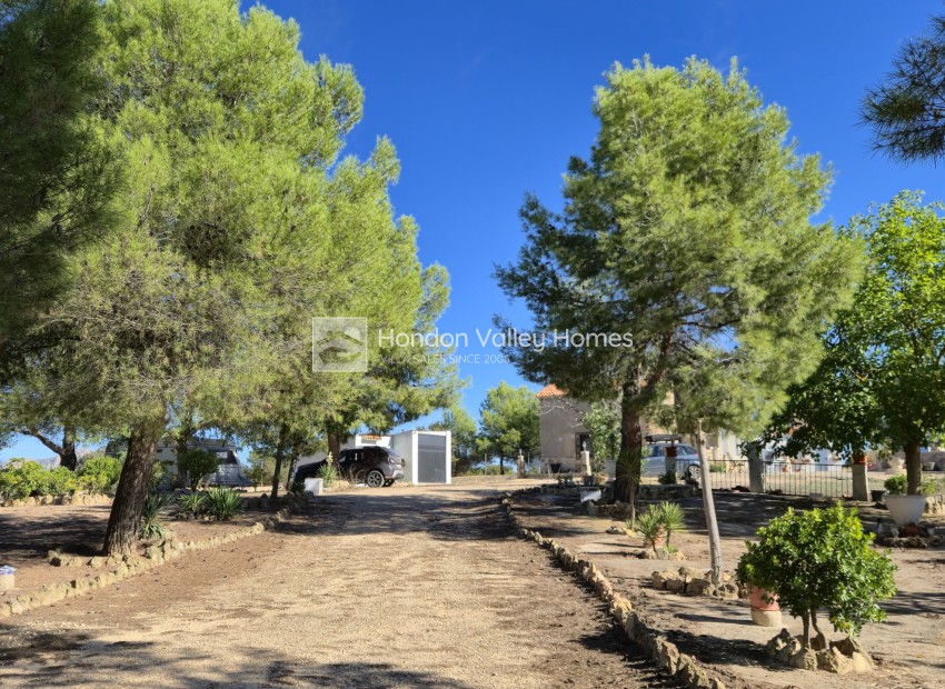 Rynek wtórny - Country House - Almansa