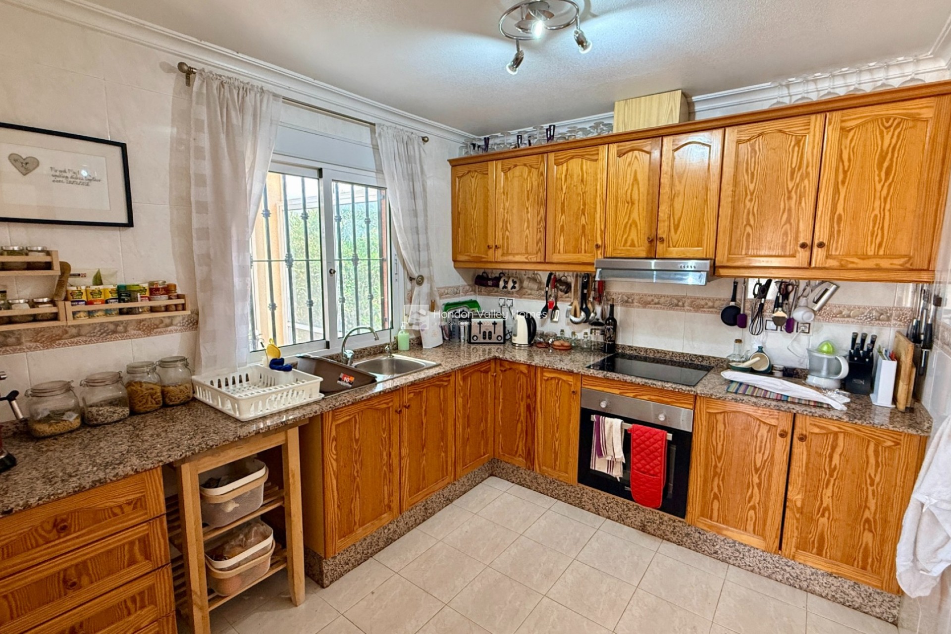 Rynek wtórny - Detached Villa - Hondón de los Fráiles