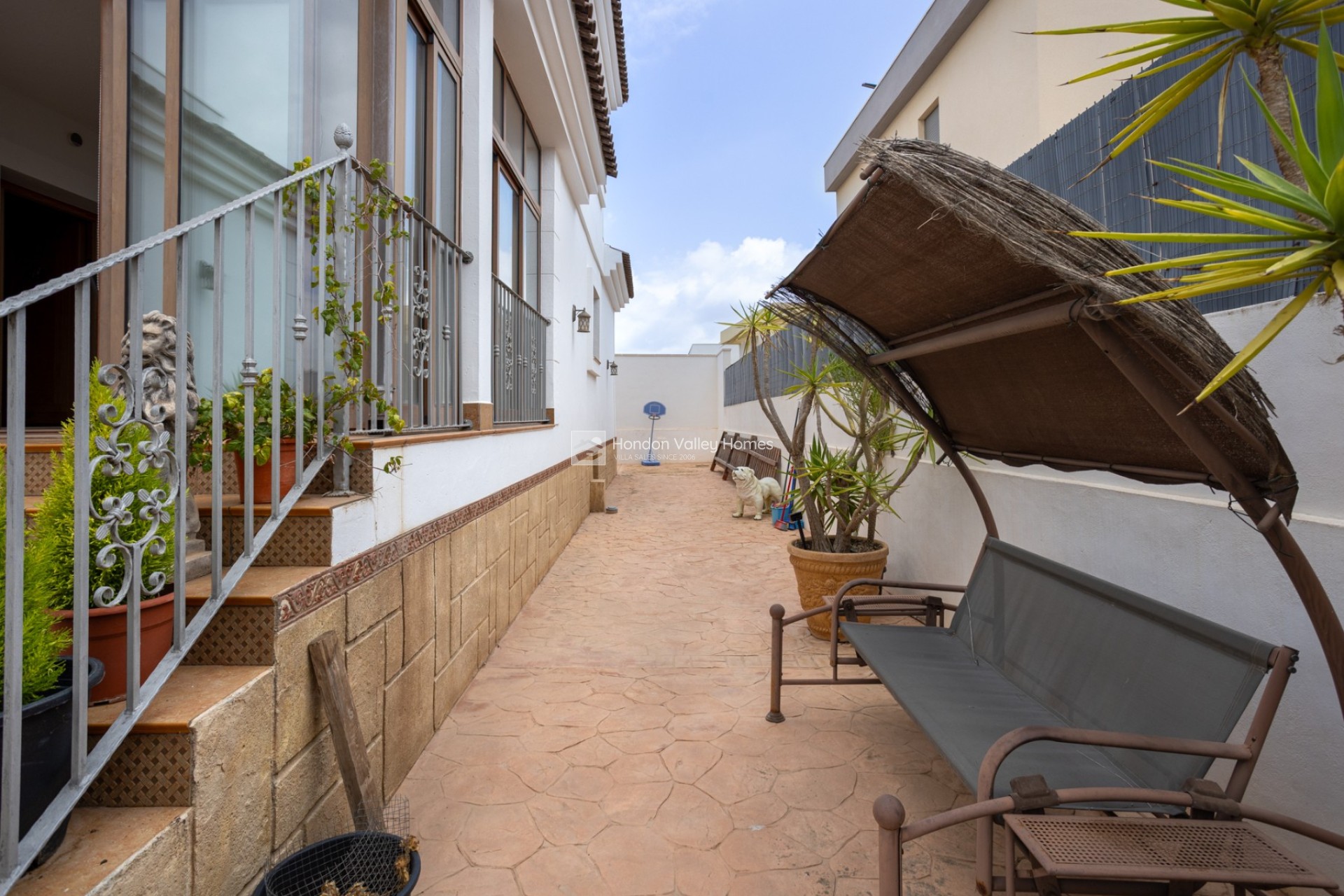 Rynek wtórny - Detached Villa - Montesinos - La Herrada