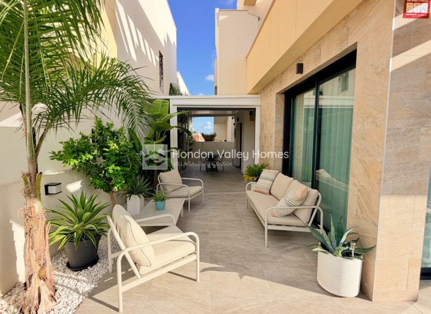 Rynek wtórny - Detached Villa - Montesinos - La Herrada