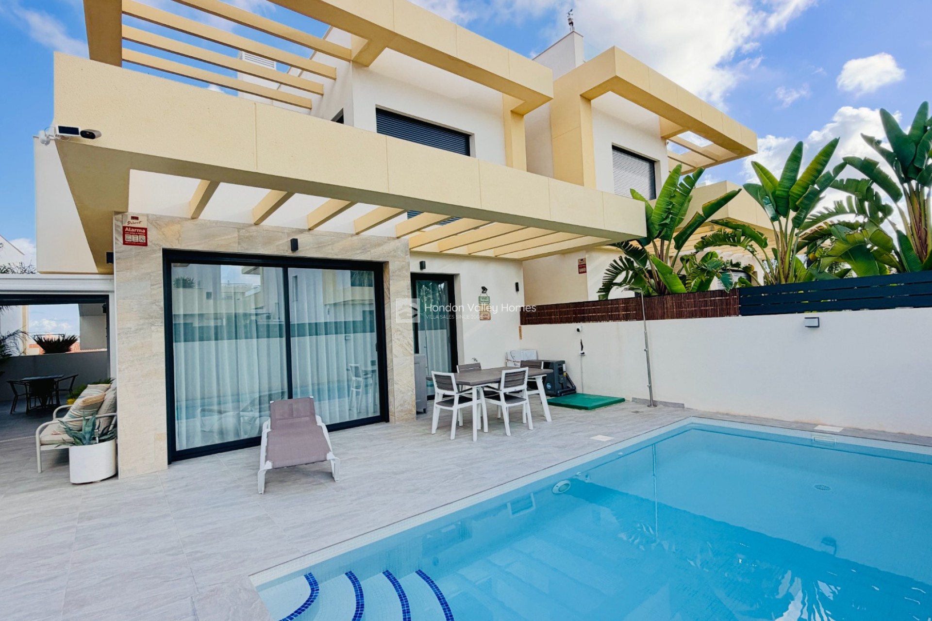 Rynek wtórny - Detached Villa - Montesinos - La Herrada