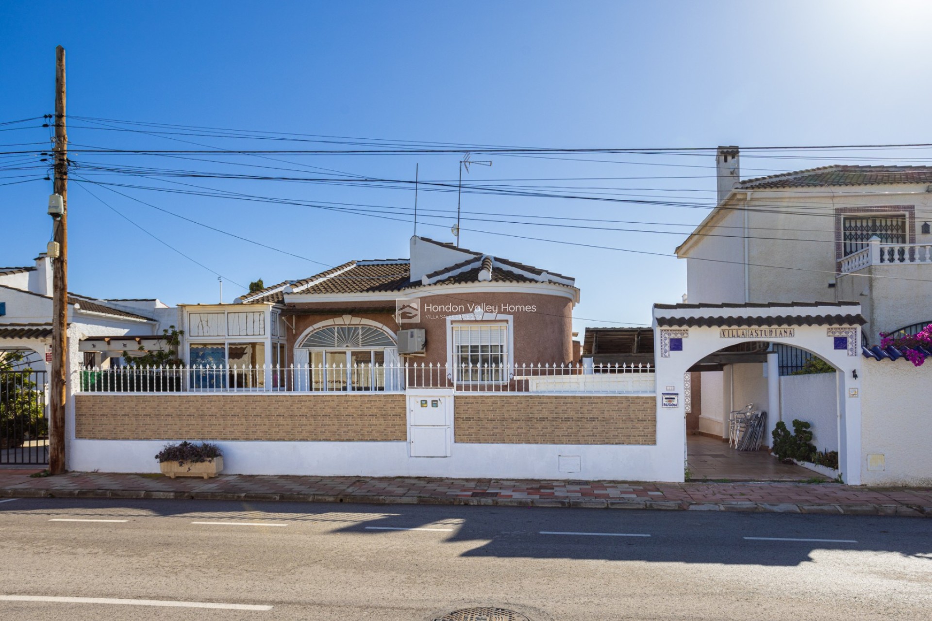 Rynek wtórny - Detached Villa - Torrevieja - Urbanización San Luis