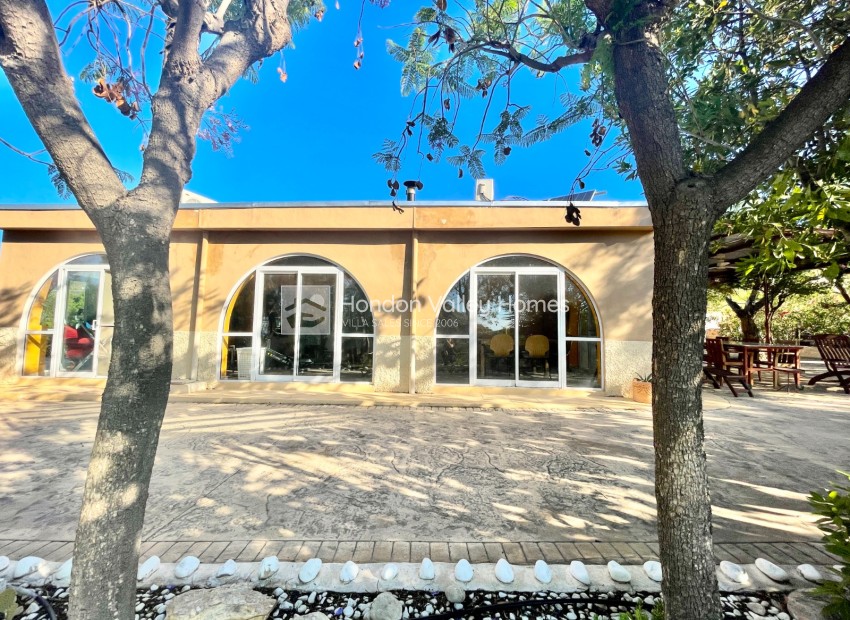 Rynek wtórny - Finca / Country Property - Crevillente