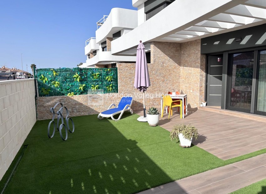 Rynek wtórny - Semi Detached Villa - Montesinos - La Herada