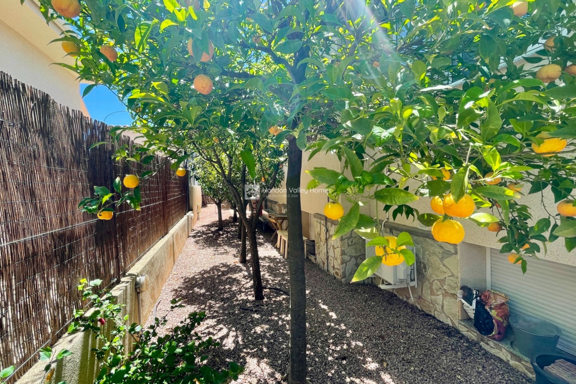 Rynek wtórny - Villa - Hondón de las Nieves