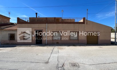 Town house - Resale - Macisvenda - HVHC-66534