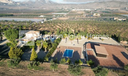 Villa - Detached - Revente - Hondón de las Nieves - Hondón de las Nieves