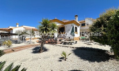 Villa - Herverkoop - Hondón de las Nieves - HVH-ALC7LM-D