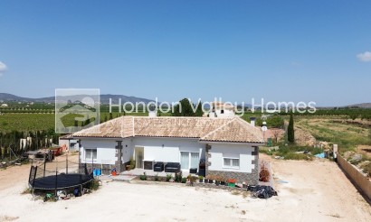 Villa - Herverkoop - Pinoso - Pinoso