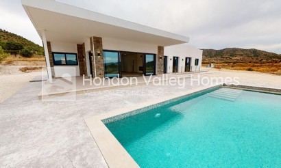 Villa - New Build / Off-Plan - La Romana - La Romana