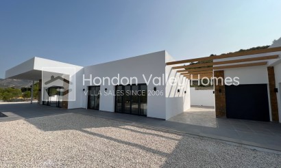 Villa - Obra Nueva / En Proyecto - La Romana - La Romana