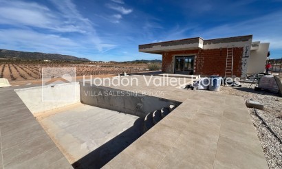 Villa - Obra Nueva / En Proyecto - Pinoso - Pinoso