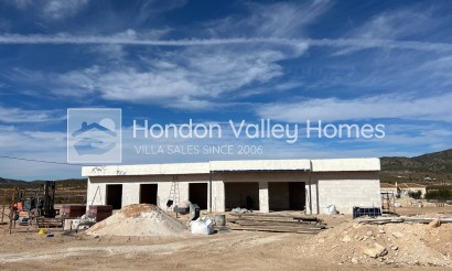 Villa - Obra Nueva / En Proyecto - Pinoso - Pinoso