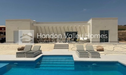 Villa - Obra Nueva / En Proyecto - Pinoso - Pinoso