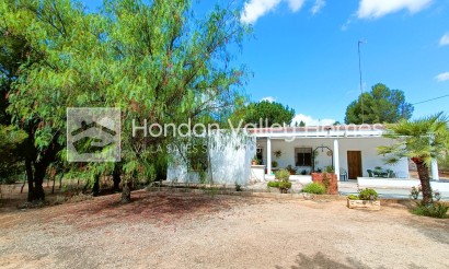 Villa - Resale - Hondón de las Nieves - Hondón de las Nieves