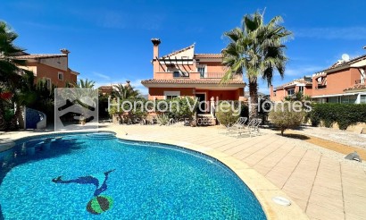 Villa - Resale - HONDON DE LAS NIEVES - La Montanosa