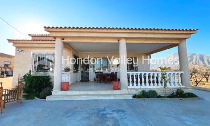 Villa - Resale - Hondón de los Fráiles - Hondón de los Fráiles