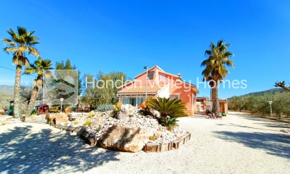 Villa - Resale - Hondón de los Fráiles - Hondón de los Fráiles