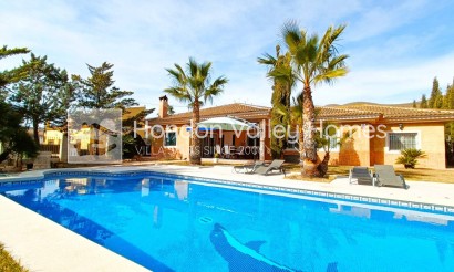 Villa - Resale - HONDON DE LOS FRAILES - HONDON DE LOS FRAILES